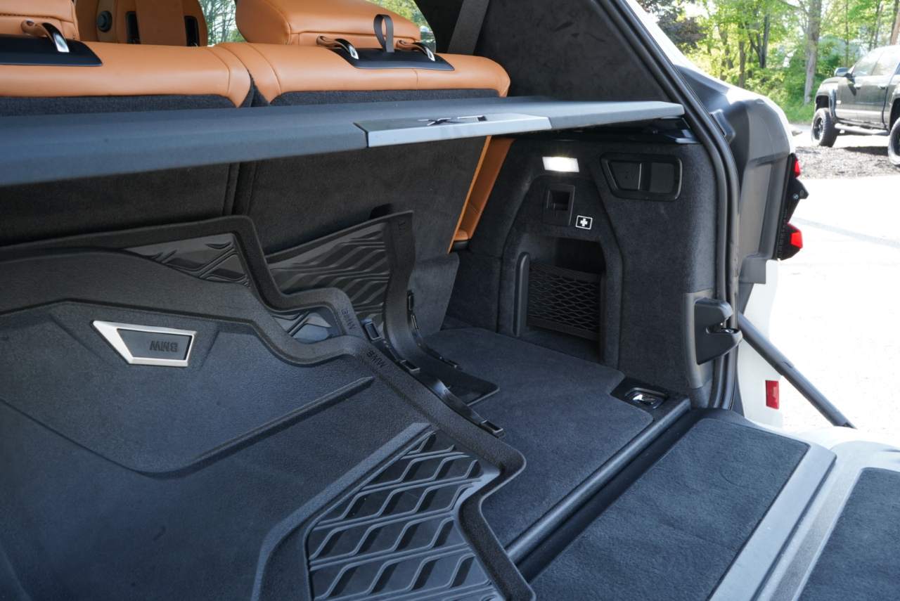 BMW X7 xDrive40i Sports Activity Vehicle 2024