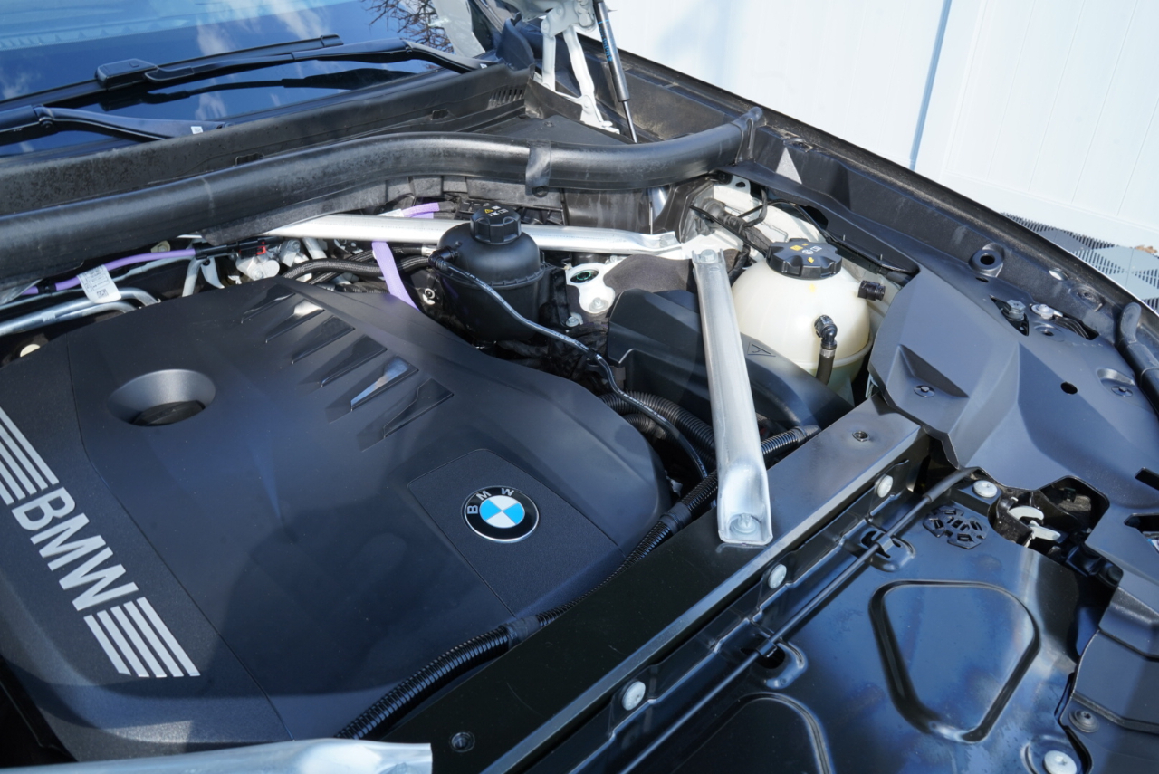 BMW X7 xDrive40i Sports Activity Vehicle 2024