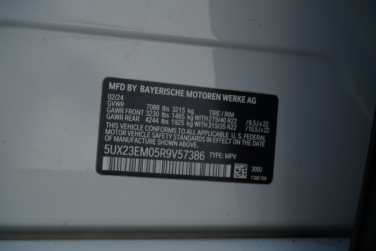 BMW X7 xDrive40i Sports Activity Vehicle 2024