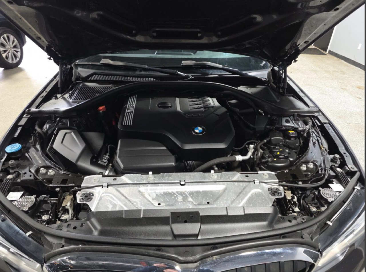 BMW 3 Series 330i xDrive Sedan North America 2020