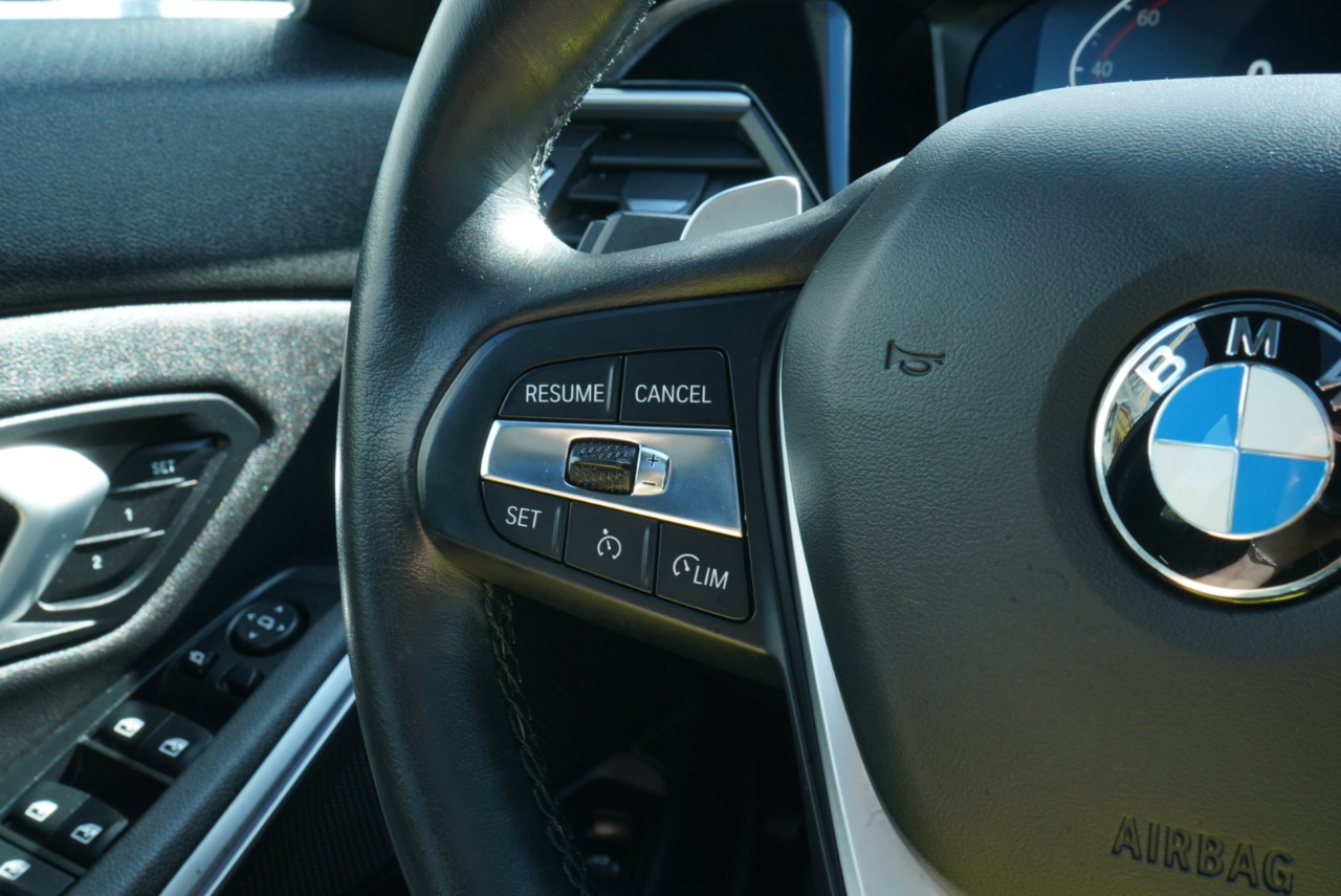BMW 3 Series 330i xDrive Sedan North America 2020
