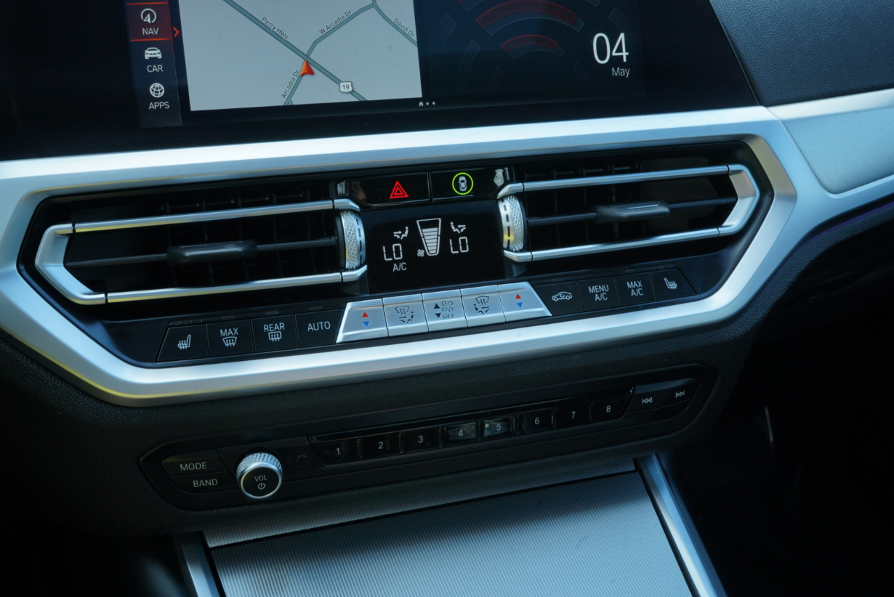 BMW 3 Series 330i xDrive Sedan North America 2020