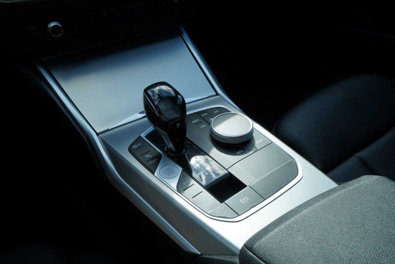 BMW 3 Series 330i xDrive Sedan North America 2020