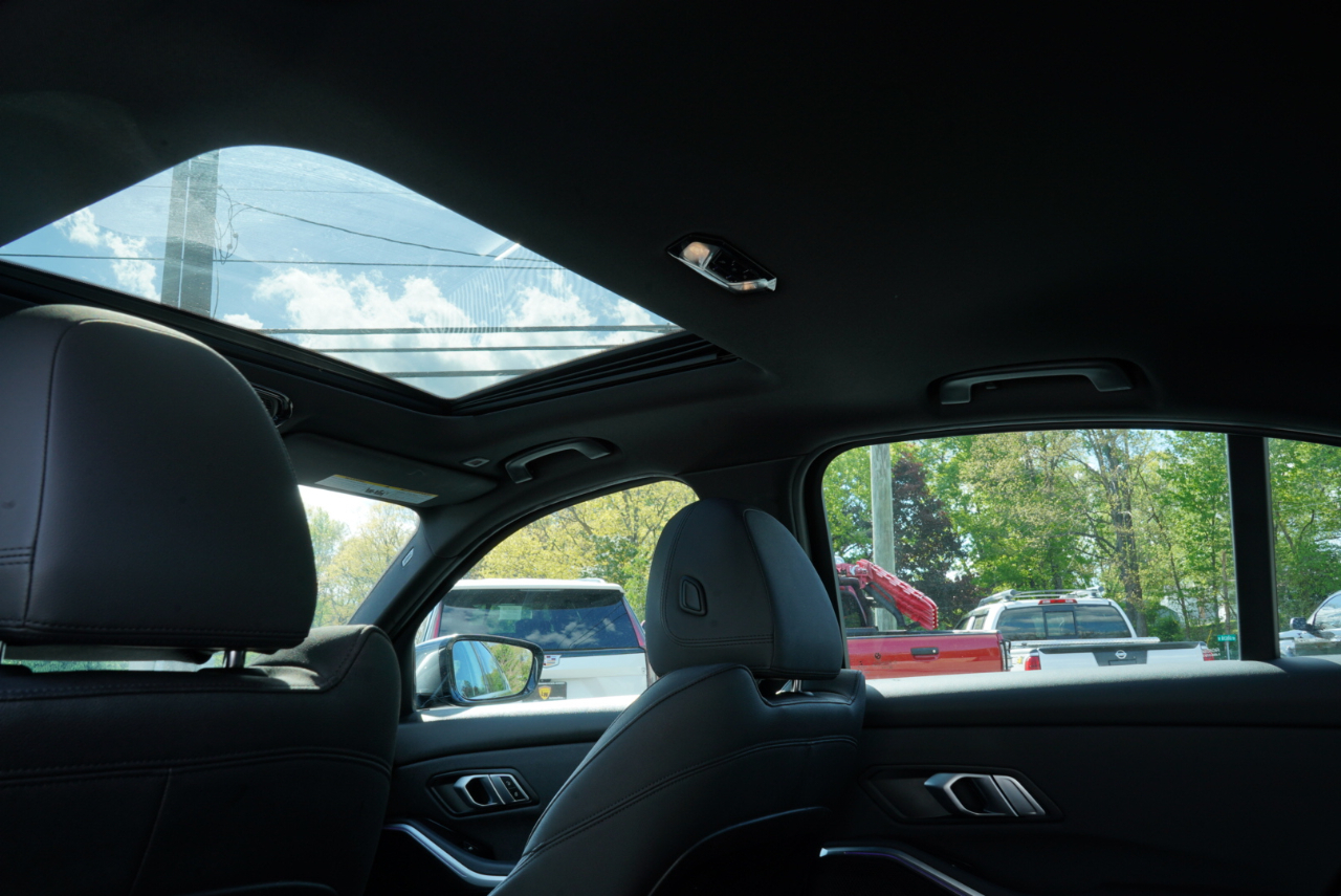 BMW 3 Series 330i xDrive Sedan North America 2020