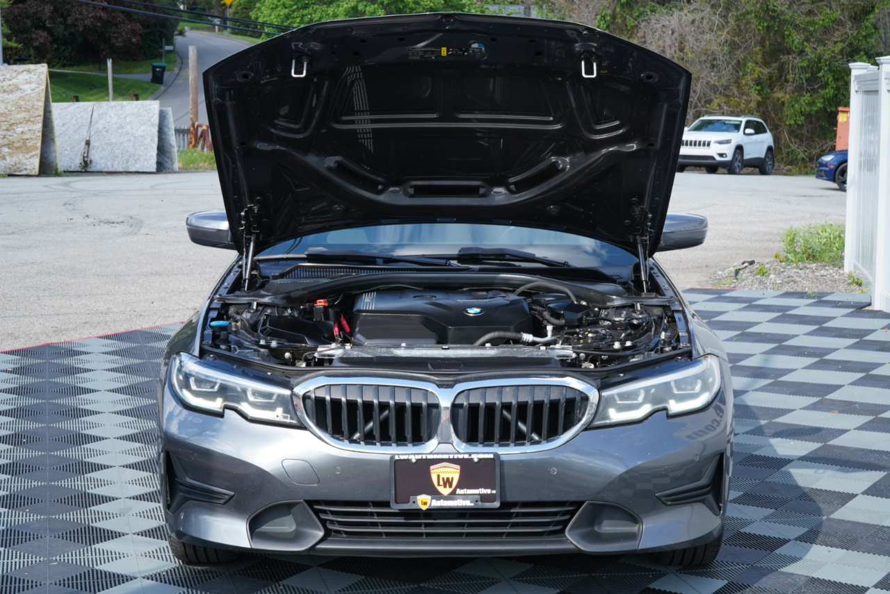 BMW 3 Series 330i xDrive Sedan North America 2020
