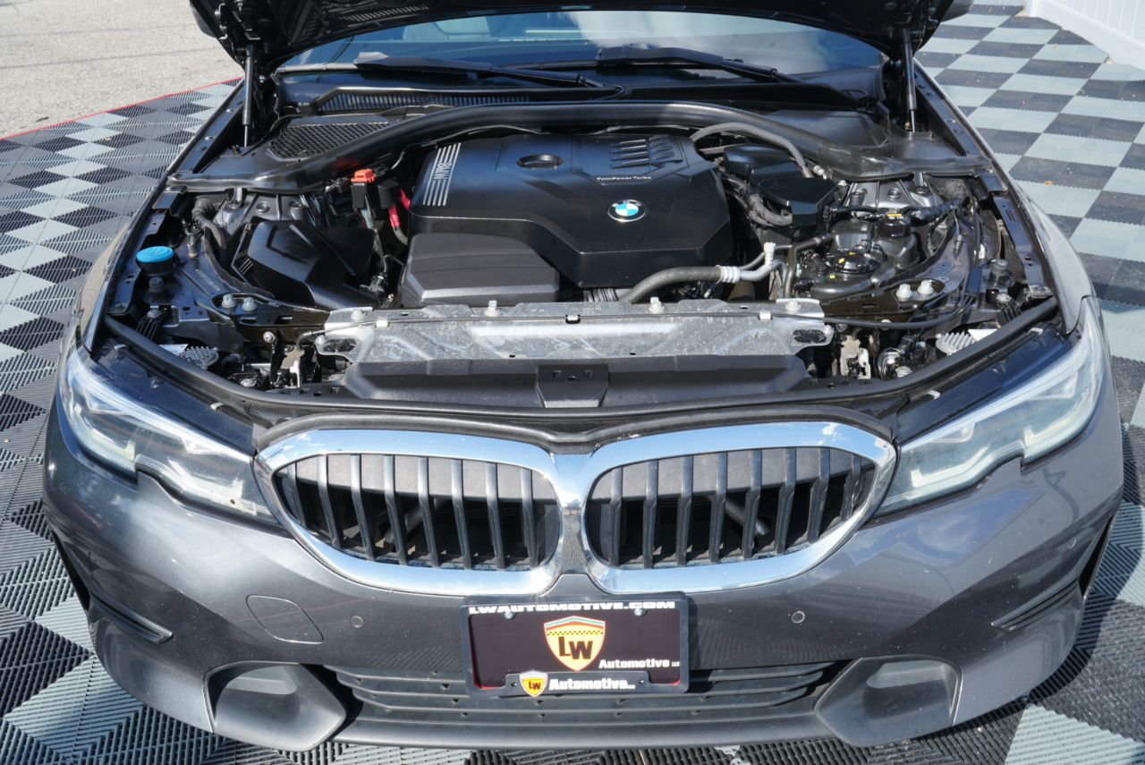 BMW 3 Series 330i xDrive Sedan North America 2020