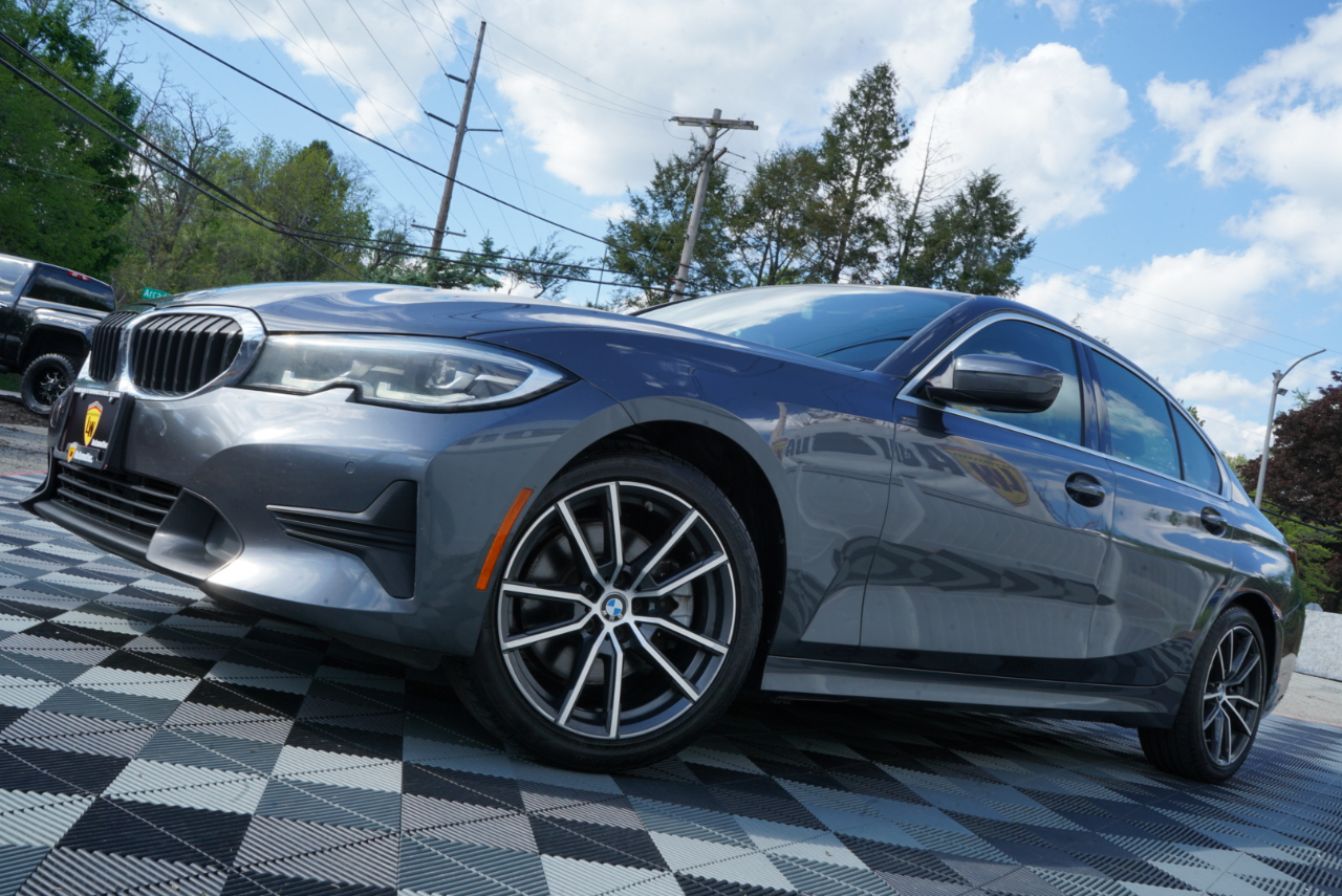 BMW 3 Series 330i xDrive Sedan North America 2020