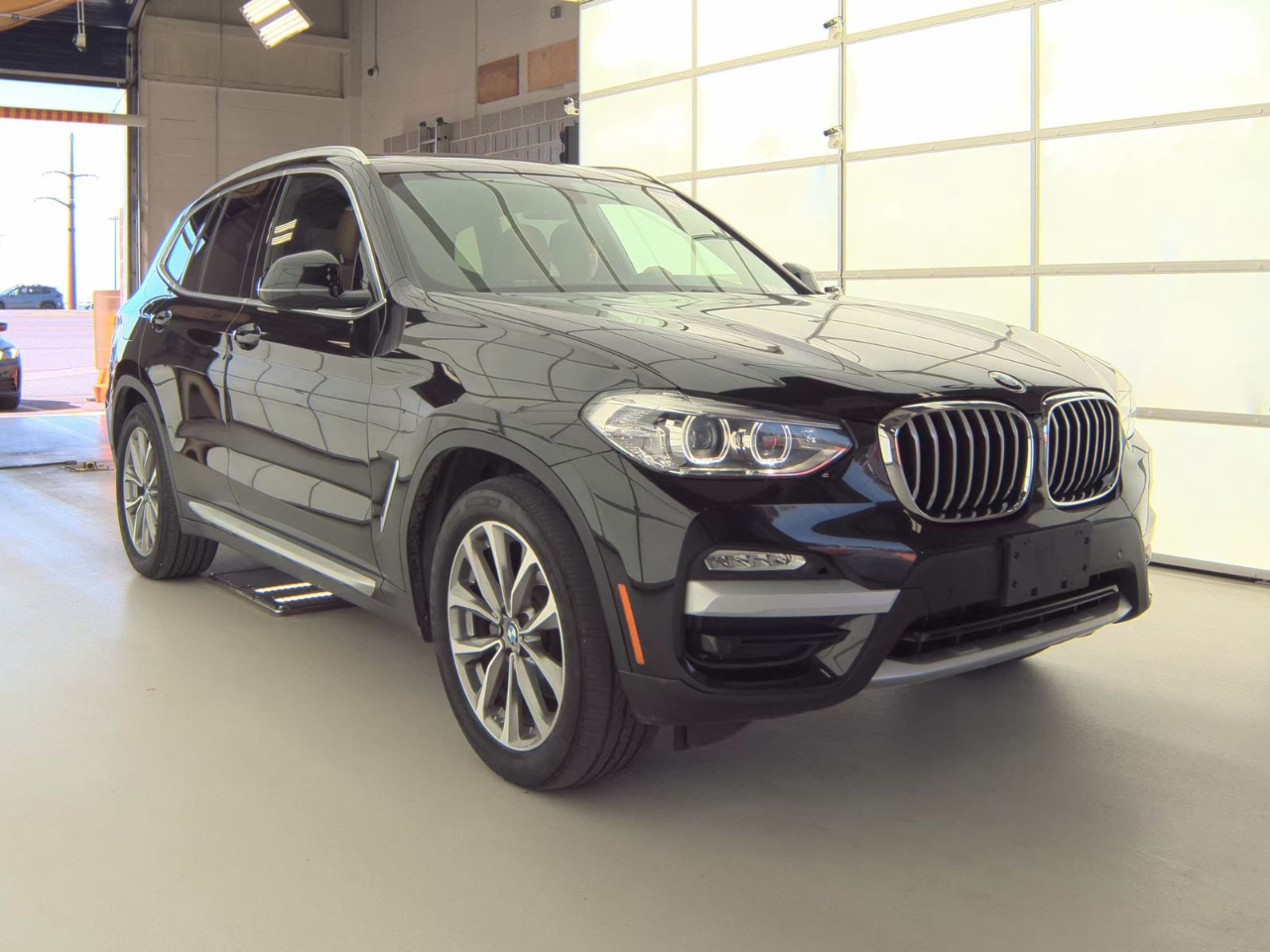 2018 BMW X3 xDrive30i's photo