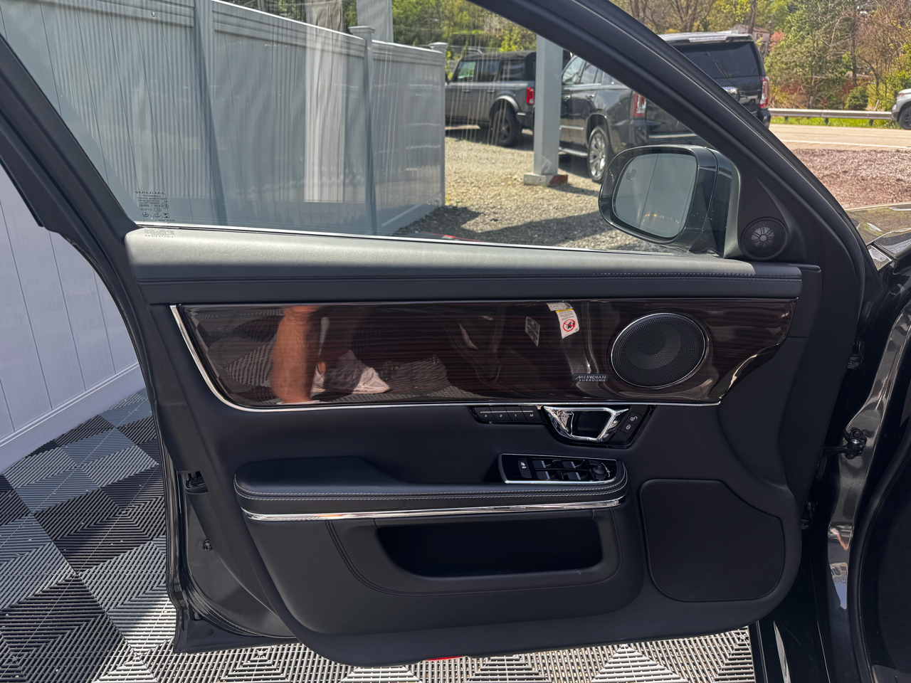 Jaguar XJ 4dr Sdn XJL Portfolio AWD 2015