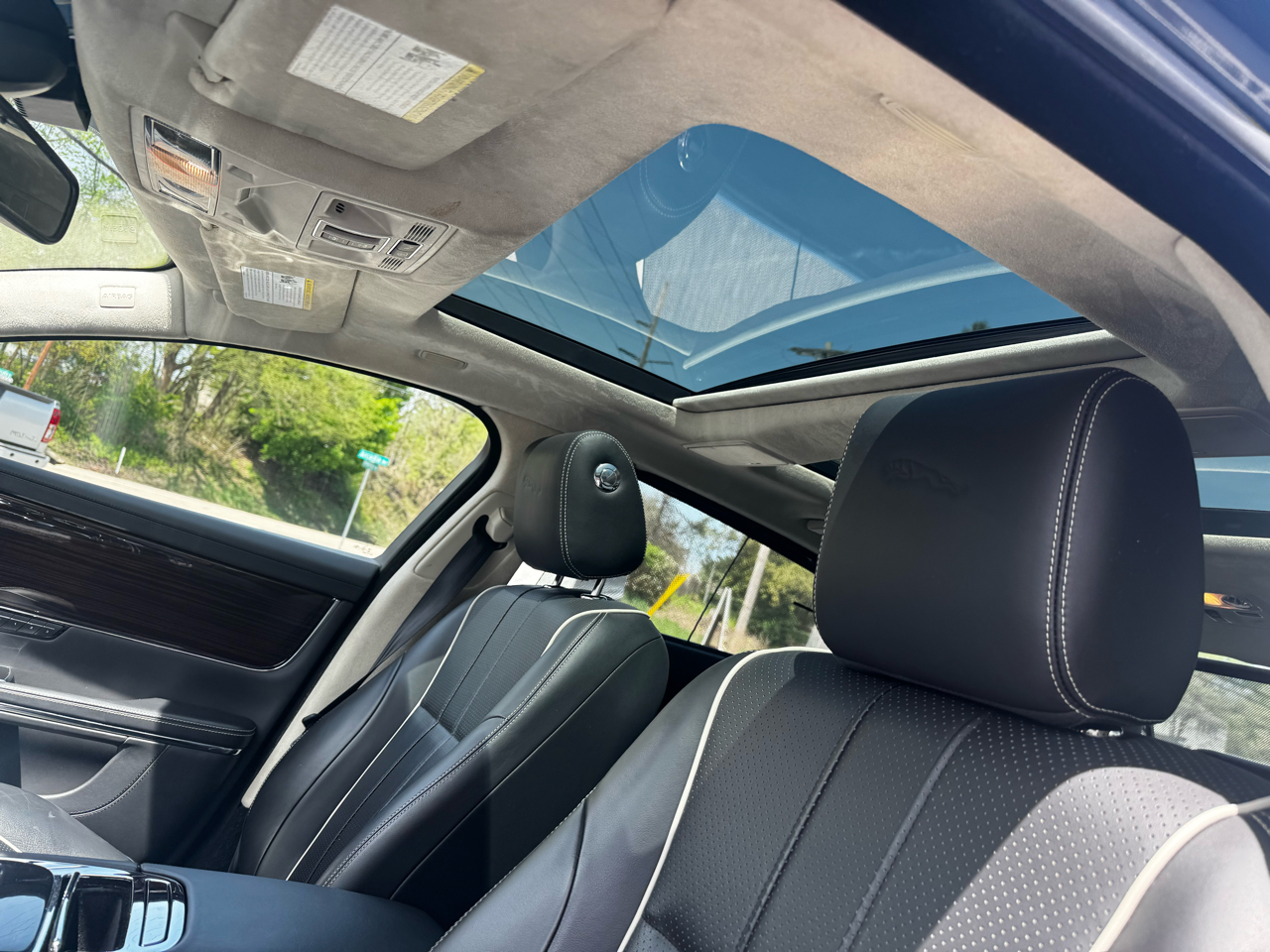 Jaguar XJ 4dr Sdn XJL Portfolio AWD 2015