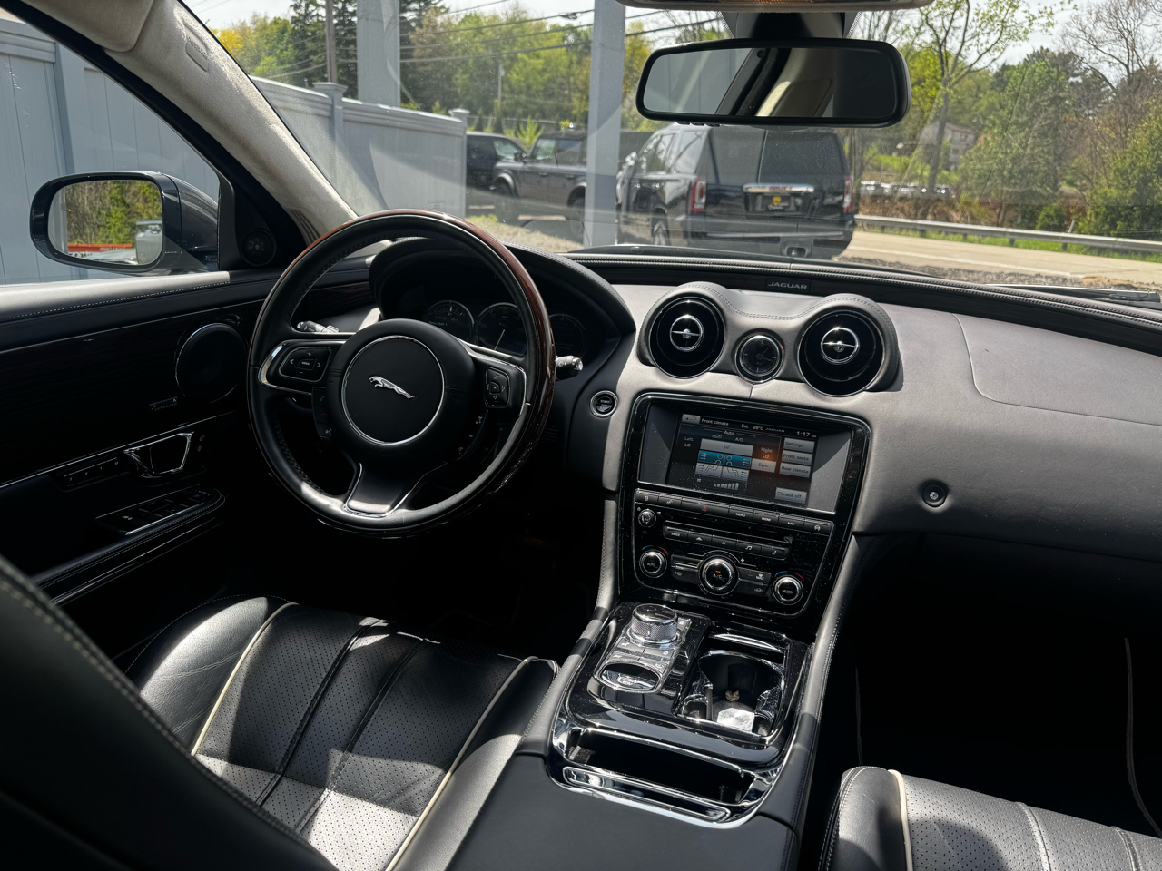 Jaguar XJ 4dr Sdn XJL Portfolio AWD 2015