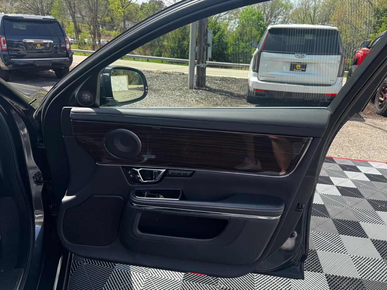 Jaguar XJ 4dr Sdn XJL Portfolio AWD 2015