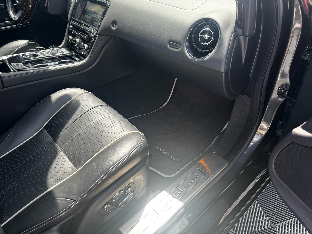 Jaguar XJ 4dr Sdn XJL Portfolio AWD 2015