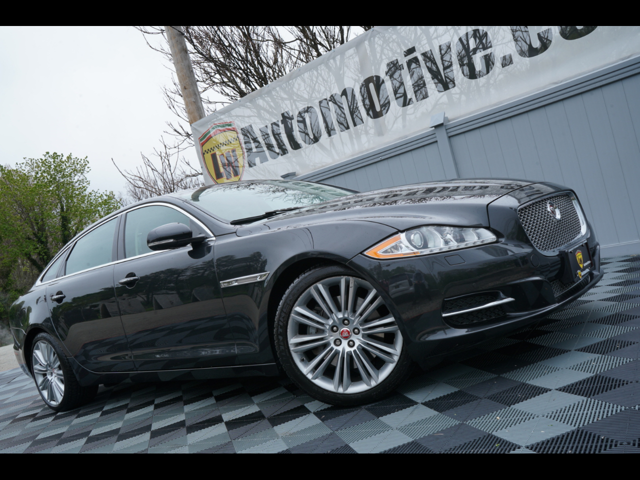 Jaguar XJ 4dr Sdn XJL Portfolio AWD 2015