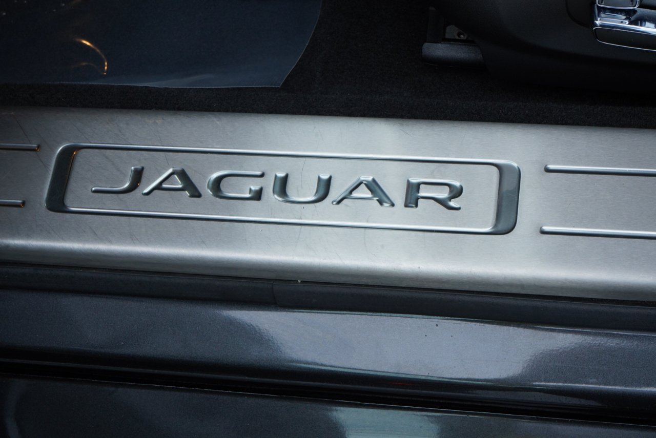 Jaguar XJ 4dr Sdn XJL Portfolio AWD 2015