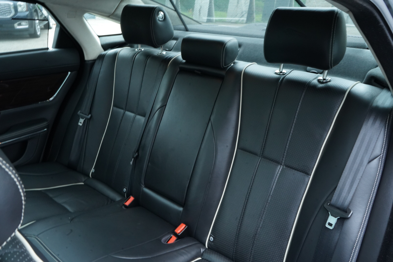 Jaguar XJ 4dr Sdn XJL Portfolio AWD 2015