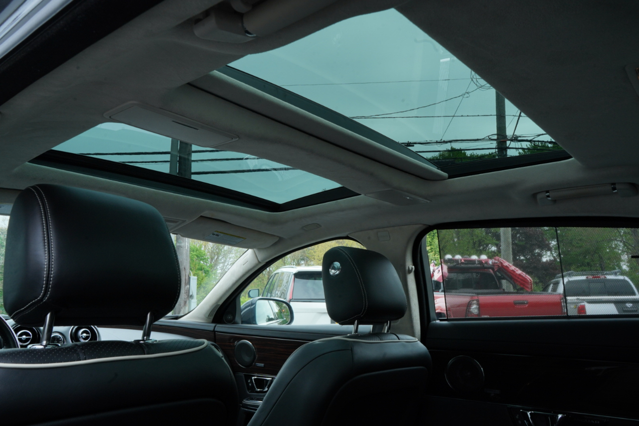 Jaguar XJ 4dr Sdn XJL Portfolio AWD 2015