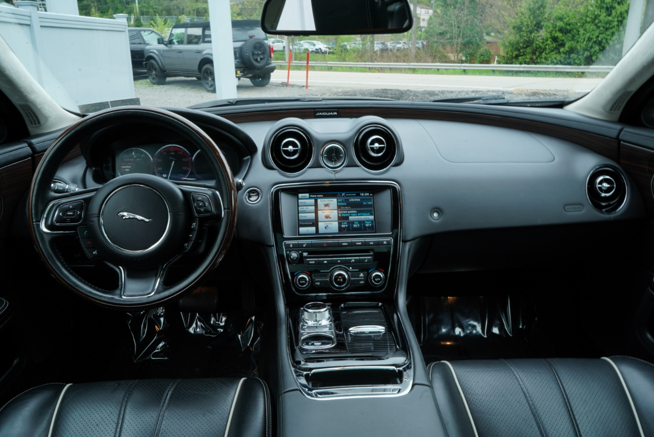 Jaguar XJ 4dr Sdn XJL Portfolio AWD 2015