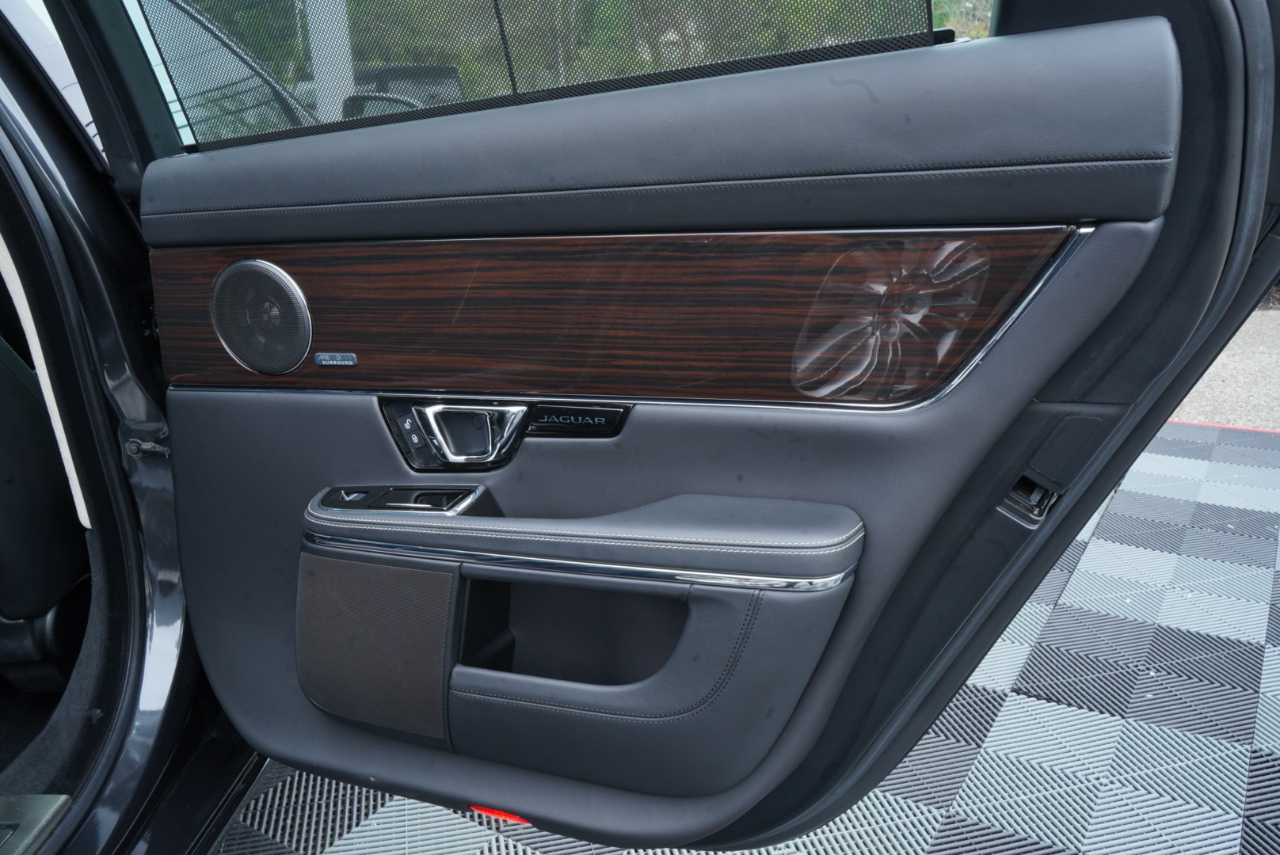 Jaguar XJ 4dr Sdn XJL Portfolio AWD 2015