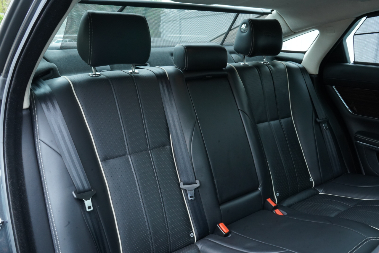 Jaguar XJ 4dr Sdn XJL Portfolio AWD 2015
