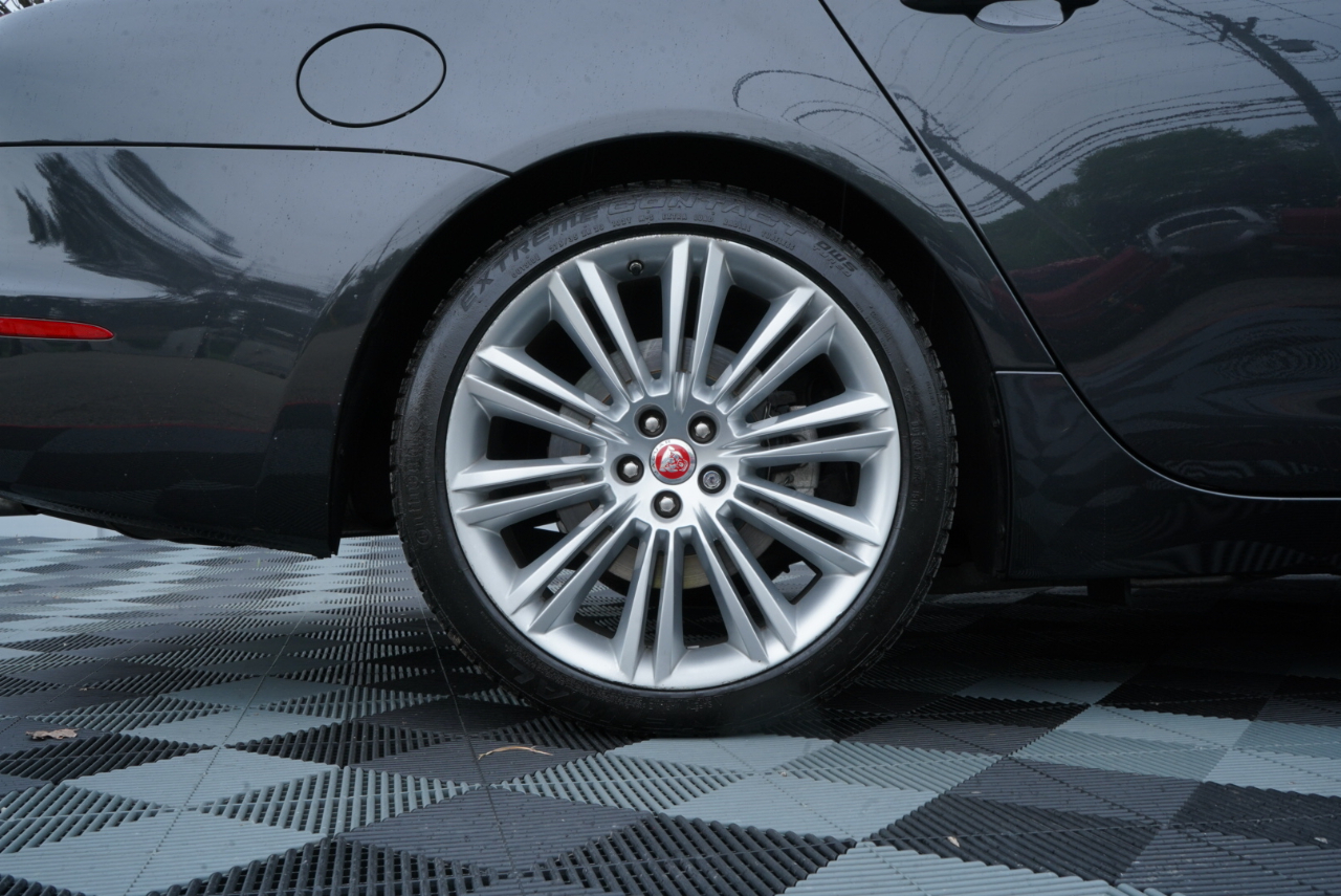Jaguar XJ 4dr Sdn XJL Portfolio AWD 2015
