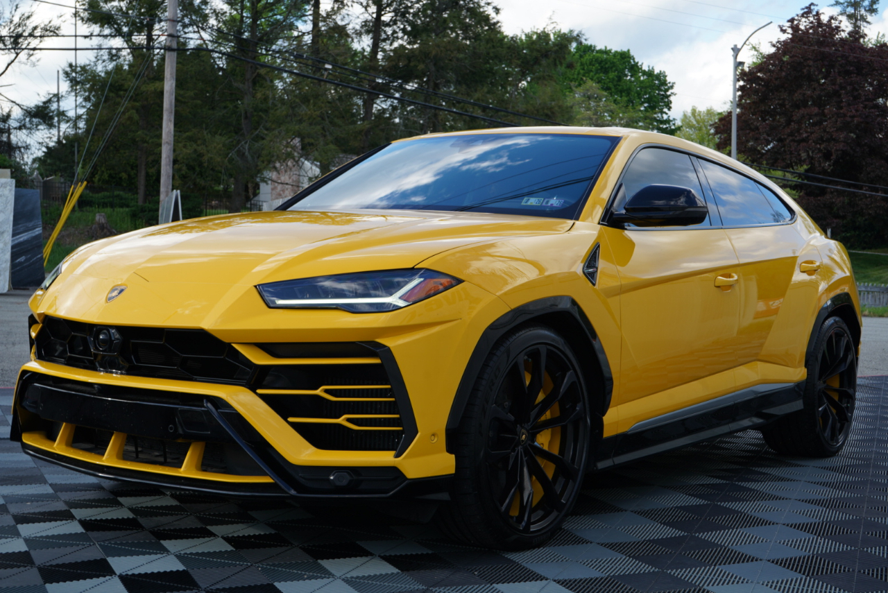 Lamborghini Urus AWD 2020