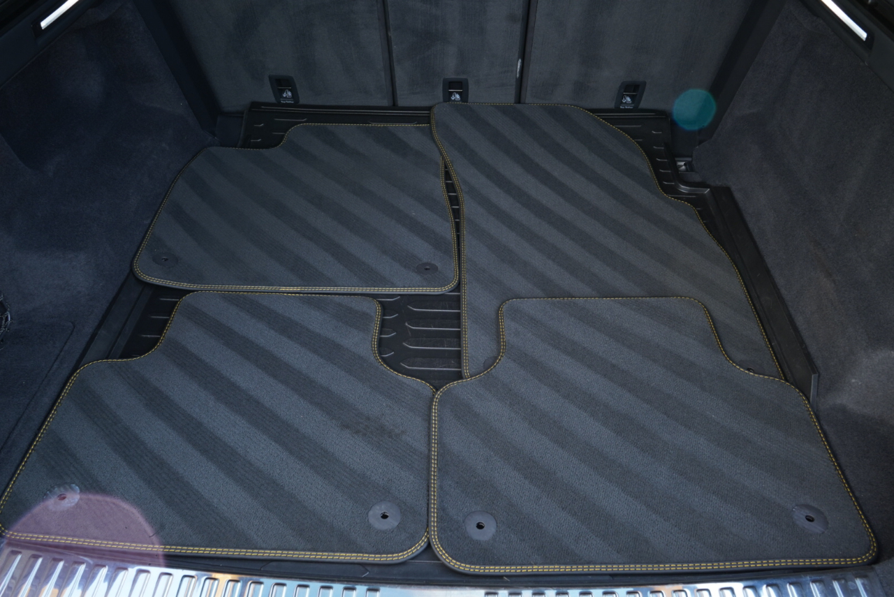 Lamborghini Urus AWD 2020