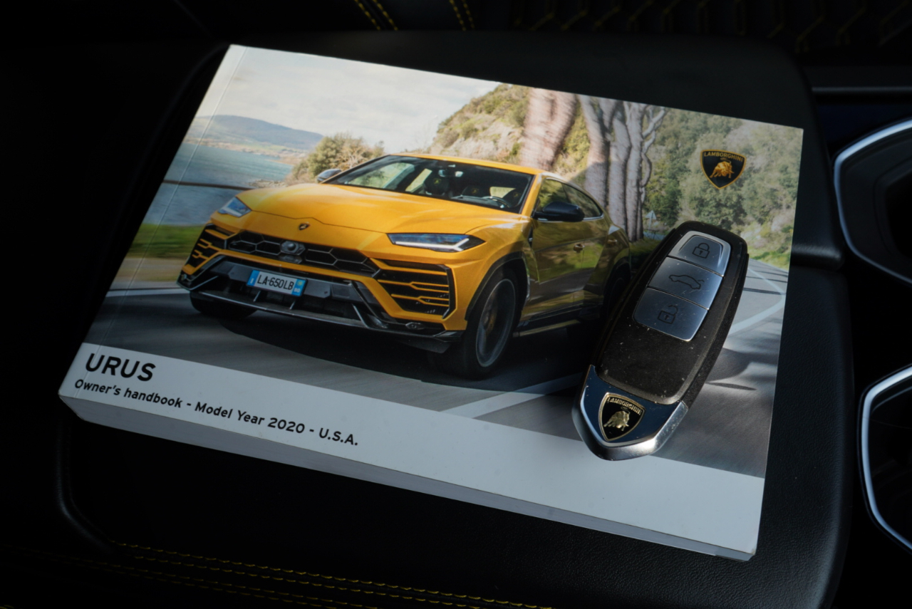 Lamborghini Urus AWD 2020