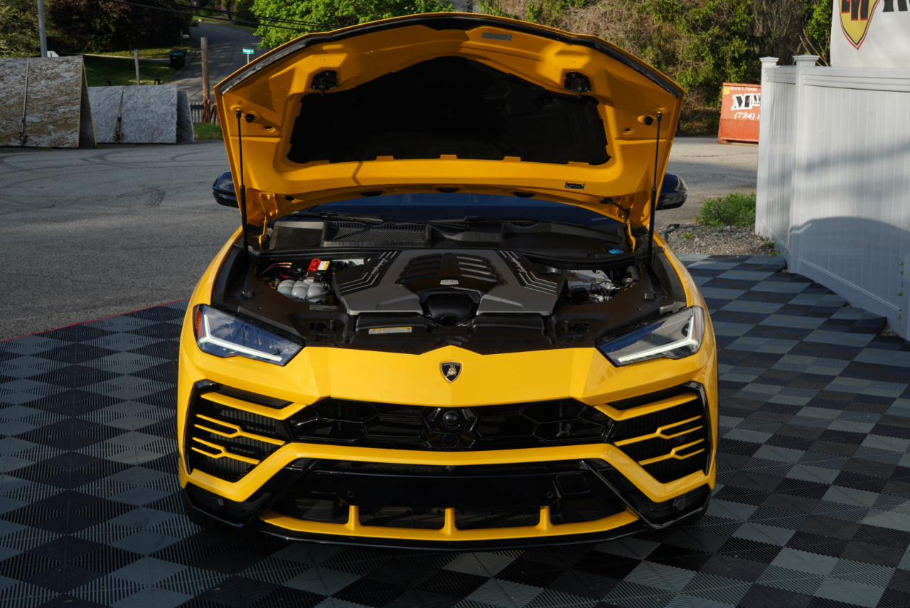 Lamborghini Urus AWD 2020