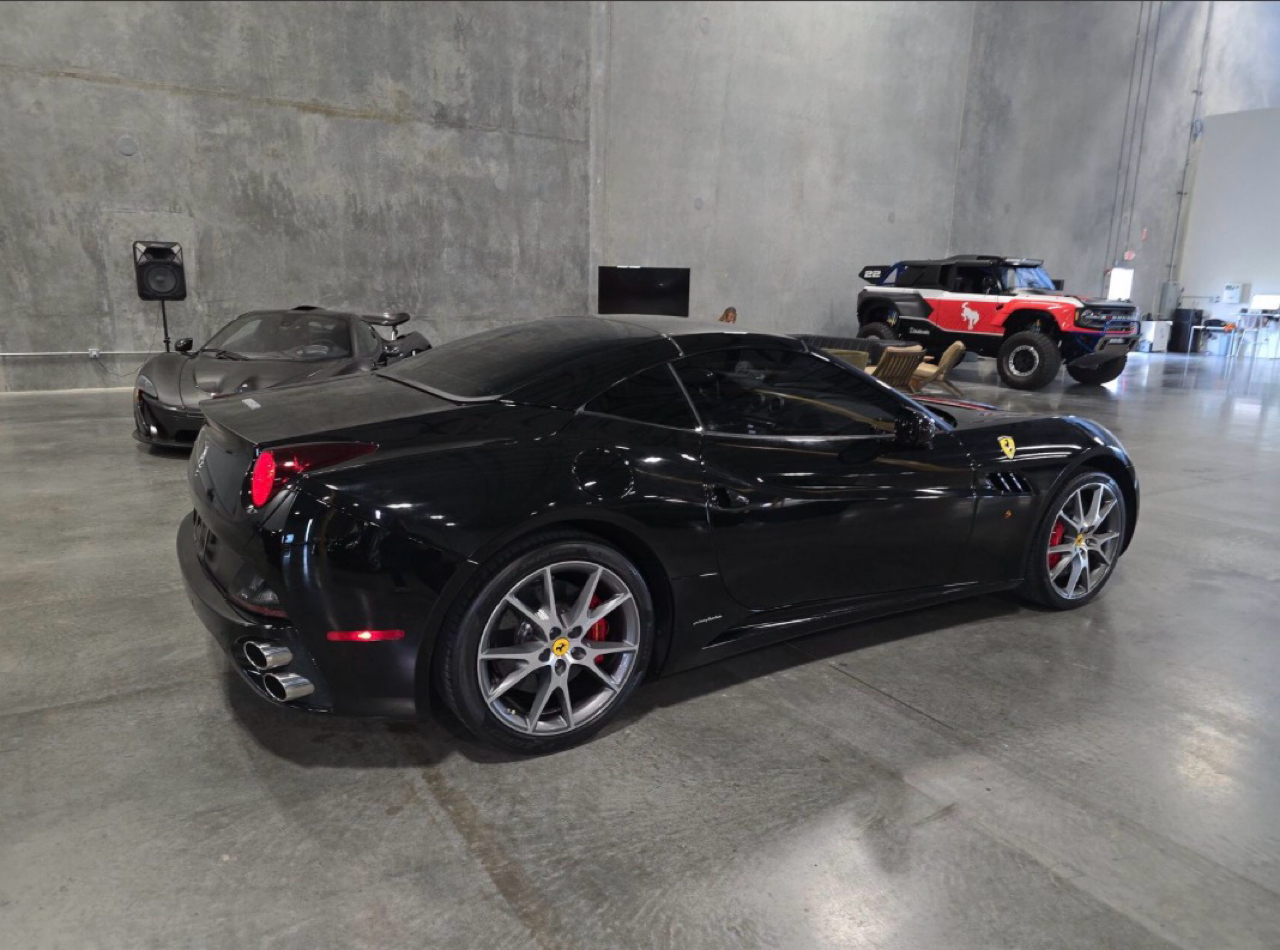 Ferrari California 2dr Conv 2012