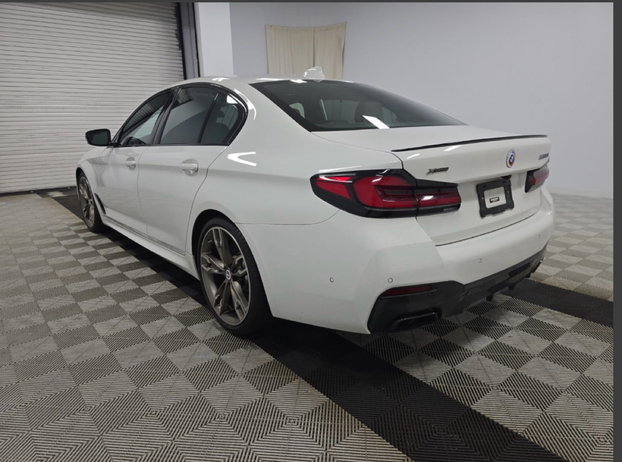 BMW 5 Series M550i xDrive Sedan 2023