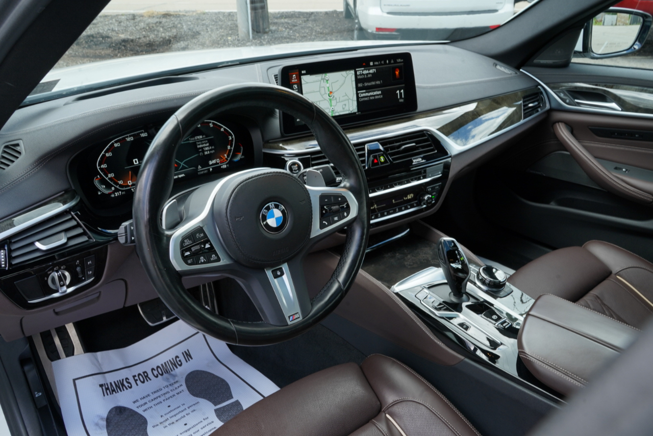BMW 5 Series M550i xDrive Sedan 2023