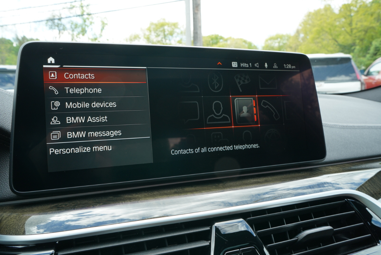 BMW 5 Series M550i xDrive Sedan 2023
