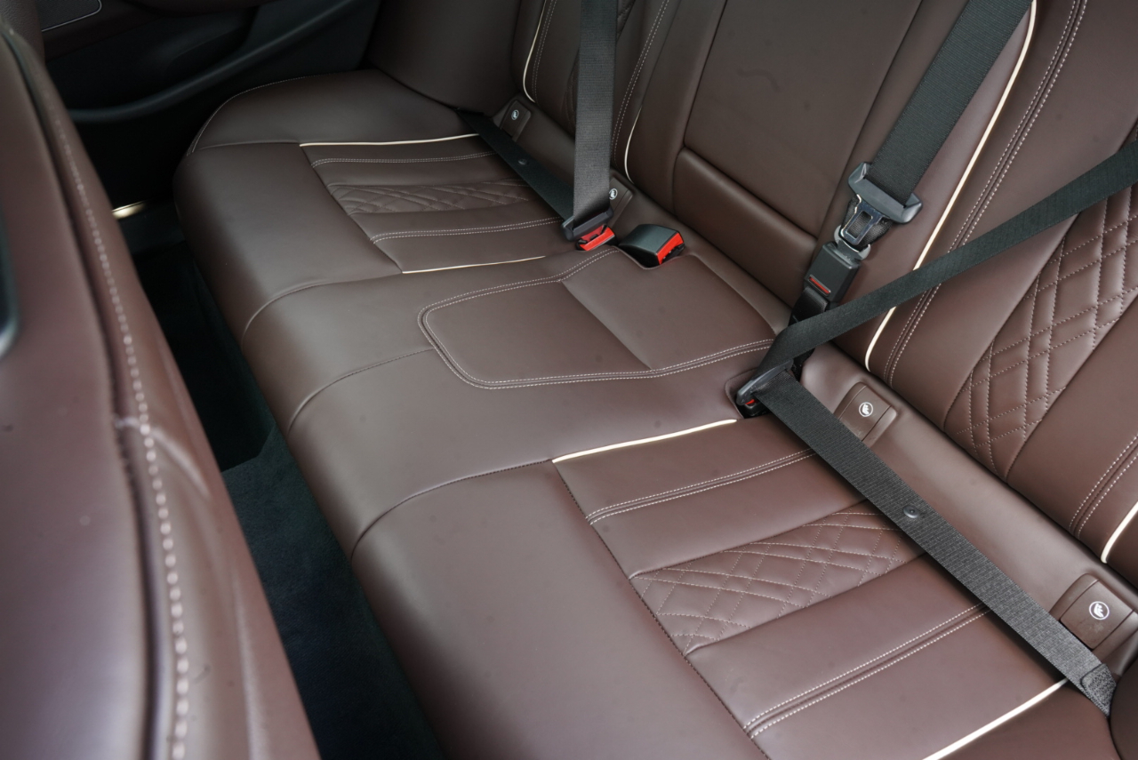 BMW 5 Series M550i xDrive Sedan 2023