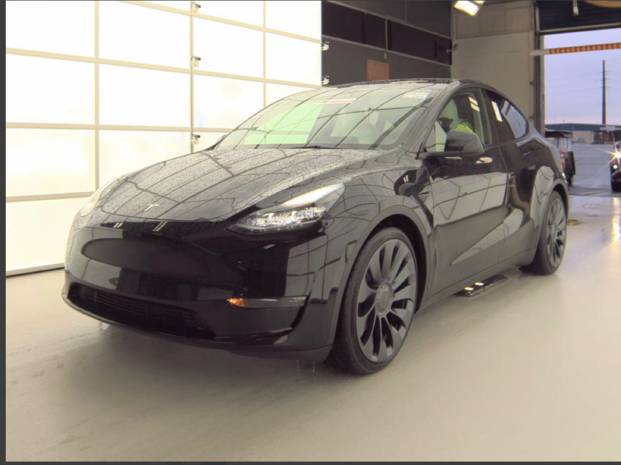 Tesla Model Y Performance AWD 2023