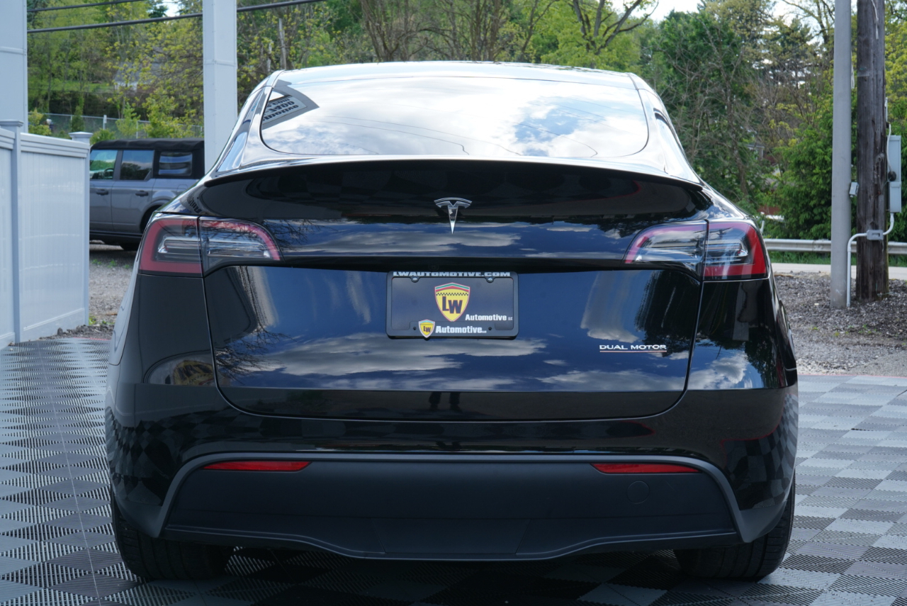 Tesla Model Y Performance AWD 2023