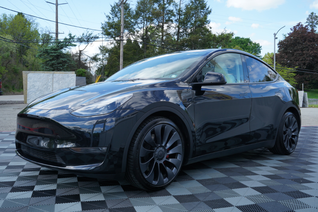 Tesla Model Y Performance AWD 2023