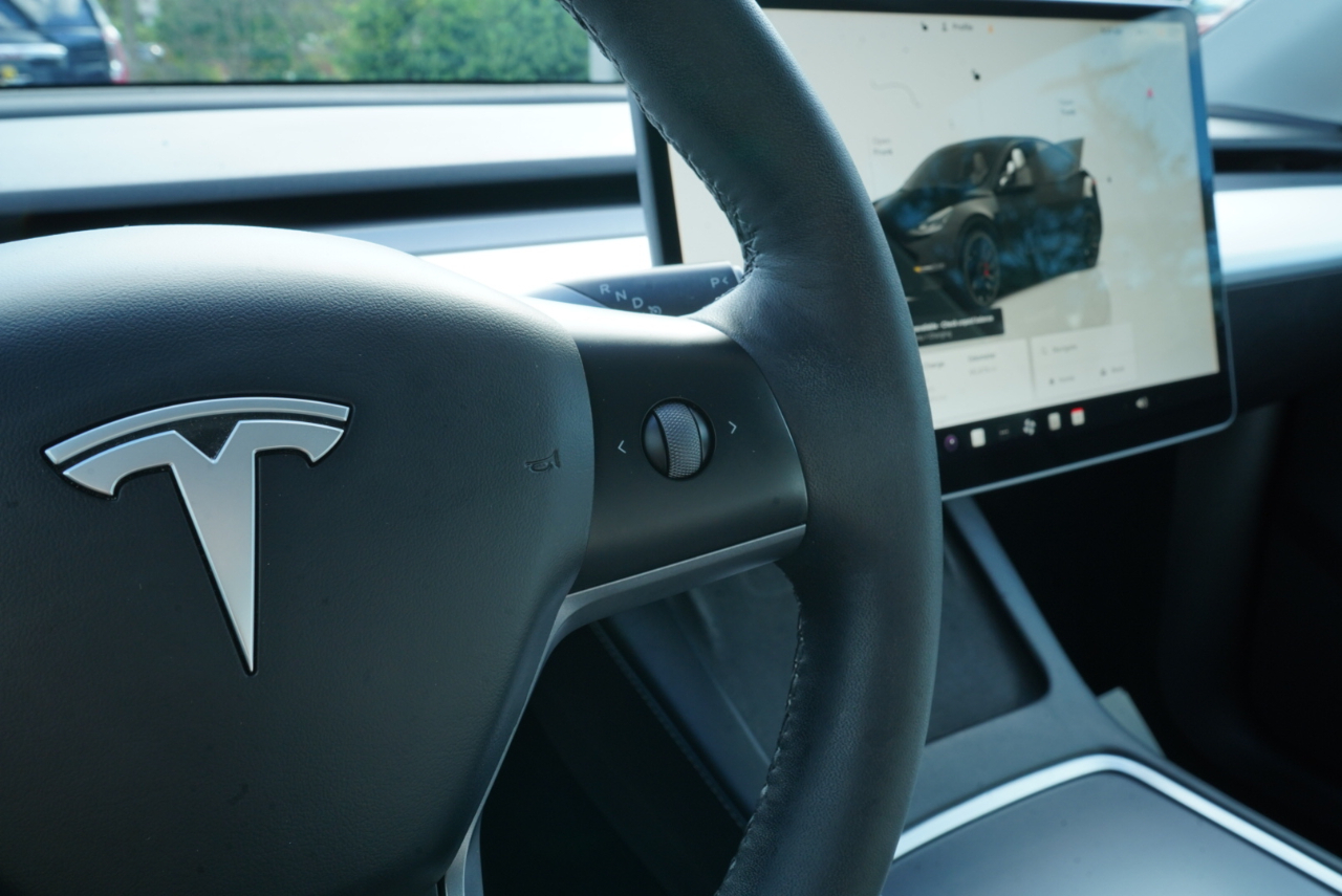 Tesla Model Y Performance AWD 2023