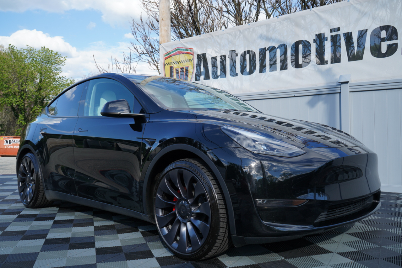 Tesla Model Y Performance AWD 2023