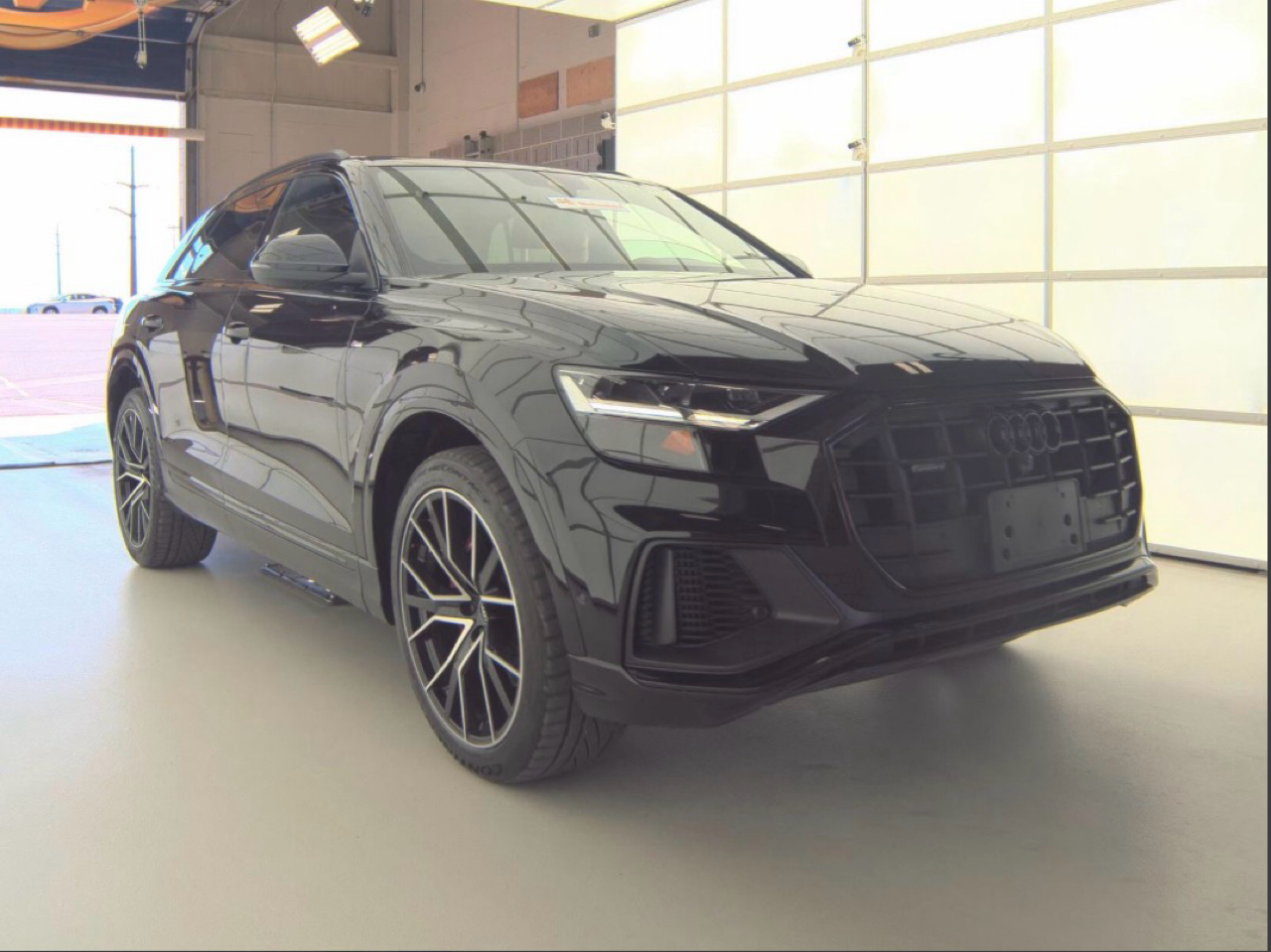 Audi Q8 Premium Plus 55 TFSI quattro 2021