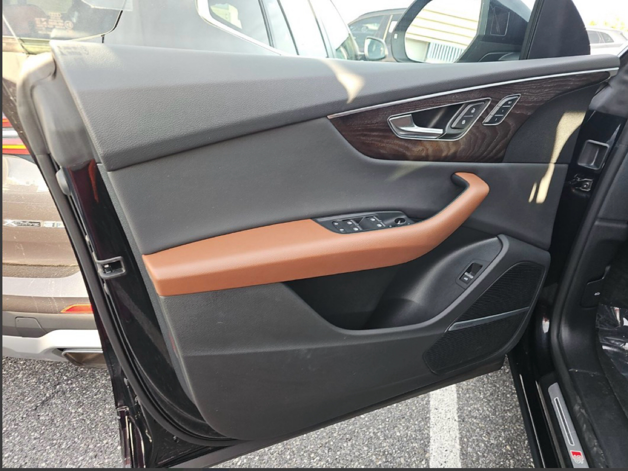 Audi Q8 Premium Plus 55 TFSI quattro 2021
