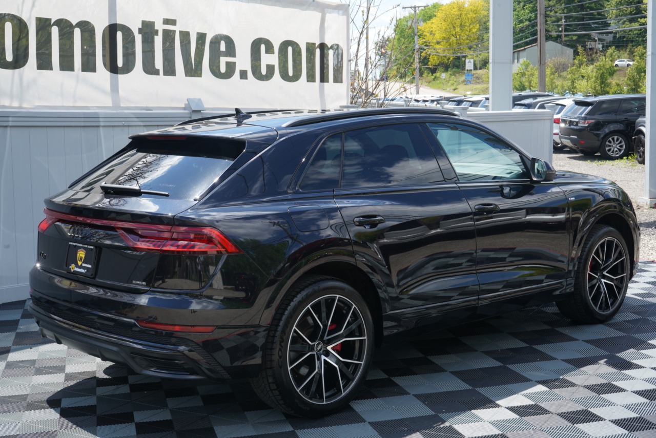 Audi Q8 Premium Plus 55 TFSI quattro 2021