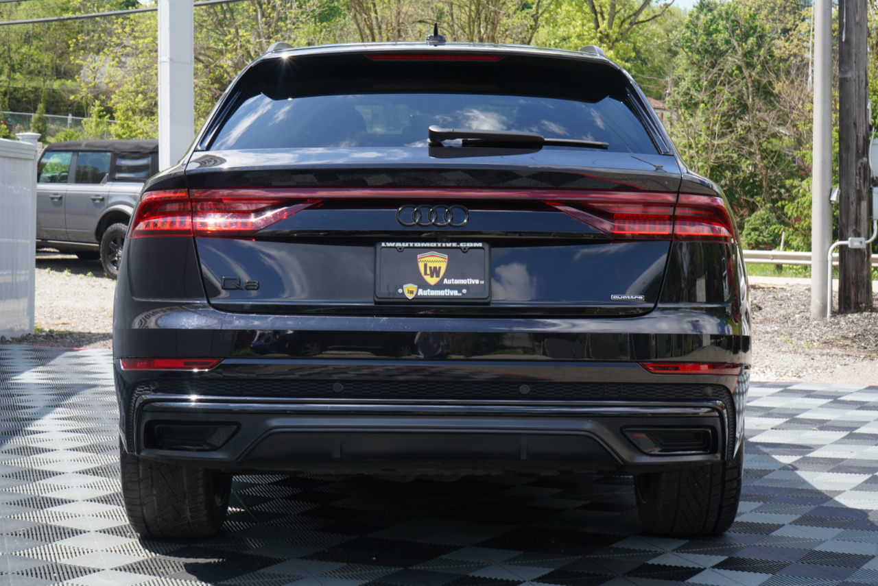 Audi Q8 Premium Plus 55 TFSI quattro 2021