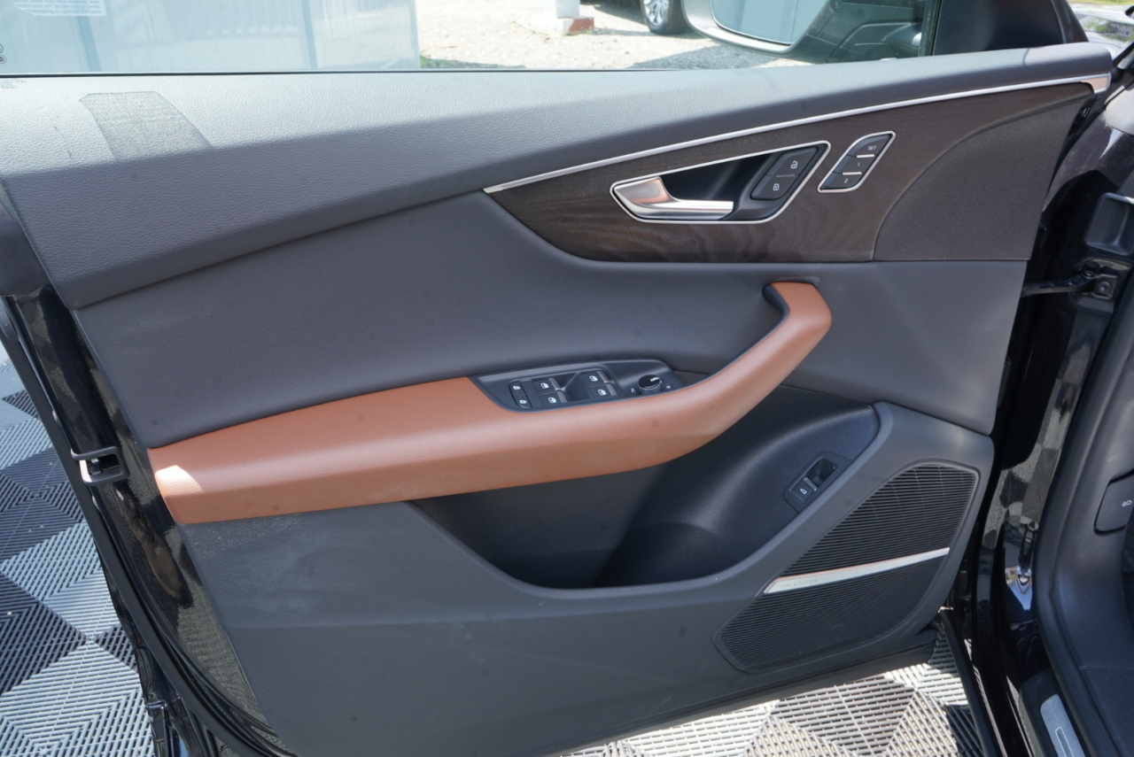 Audi Q8 Premium Plus 55 TFSI quattro 2021
