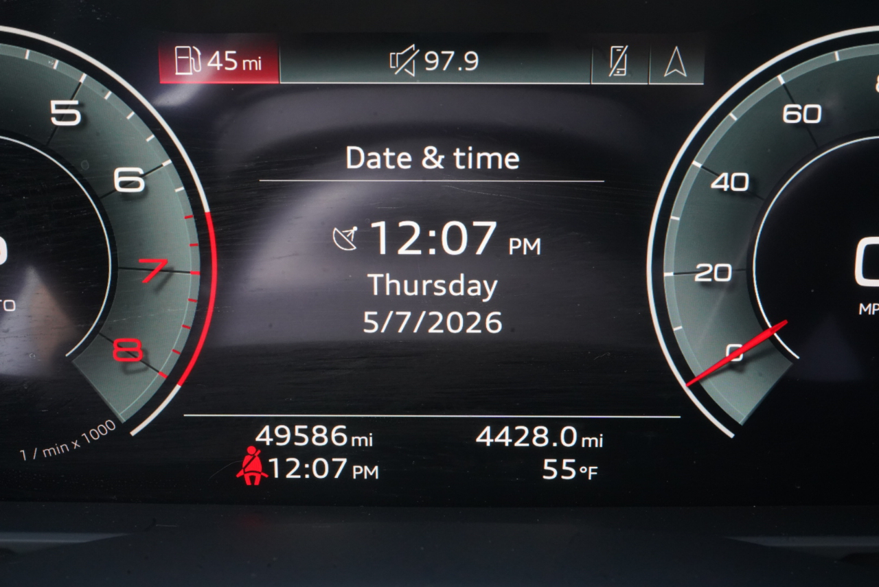 Audi Q8 Premium Plus 55 TFSI quattro 2021