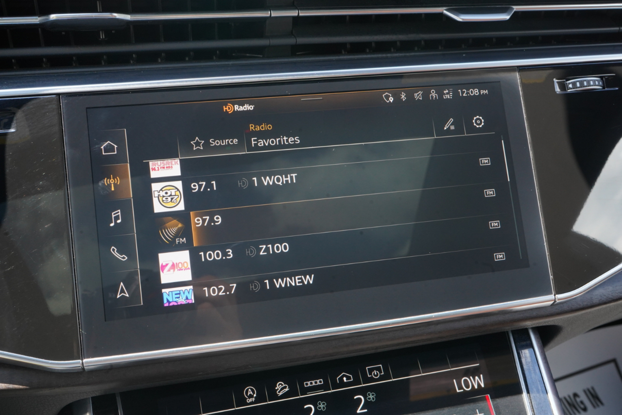 Audi Q8 Premium Plus 55 TFSI quattro 2021