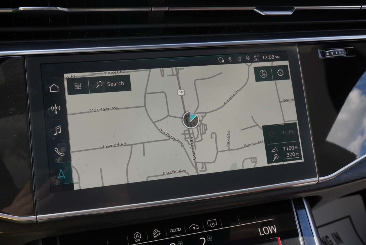 Audi Q8 Premium Plus 55 TFSI quattro 2021
