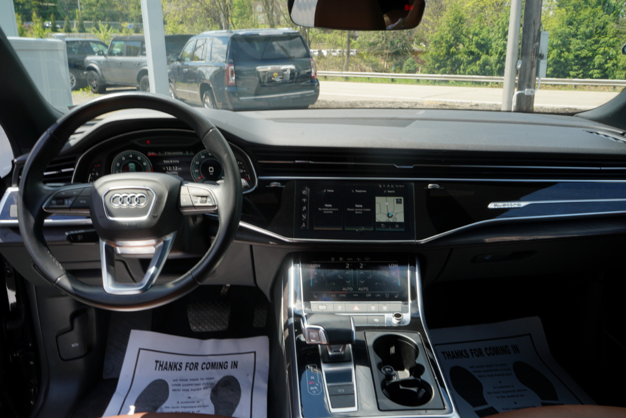 Audi Q8 Premium Plus 55 TFSI quattro 2021