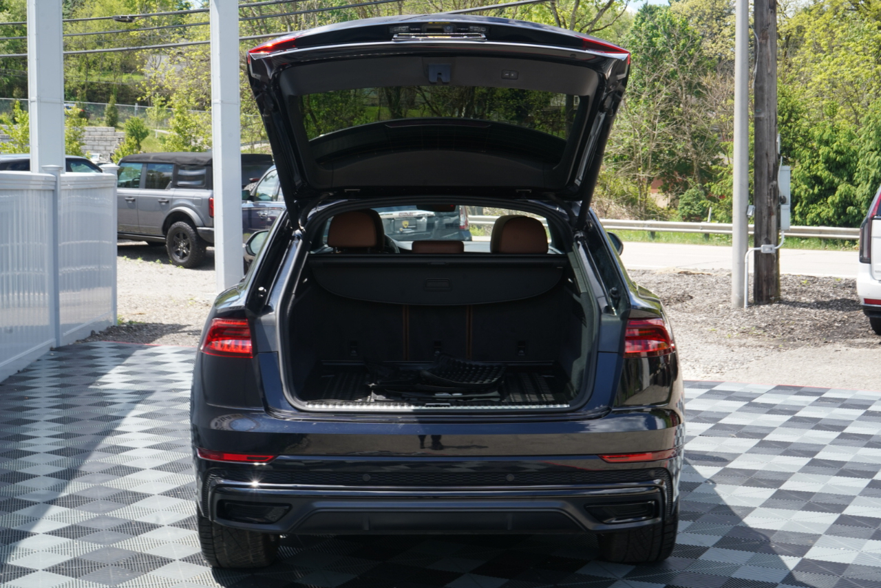Audi Q8 Premium Plus 55 TFSI quattro 2021