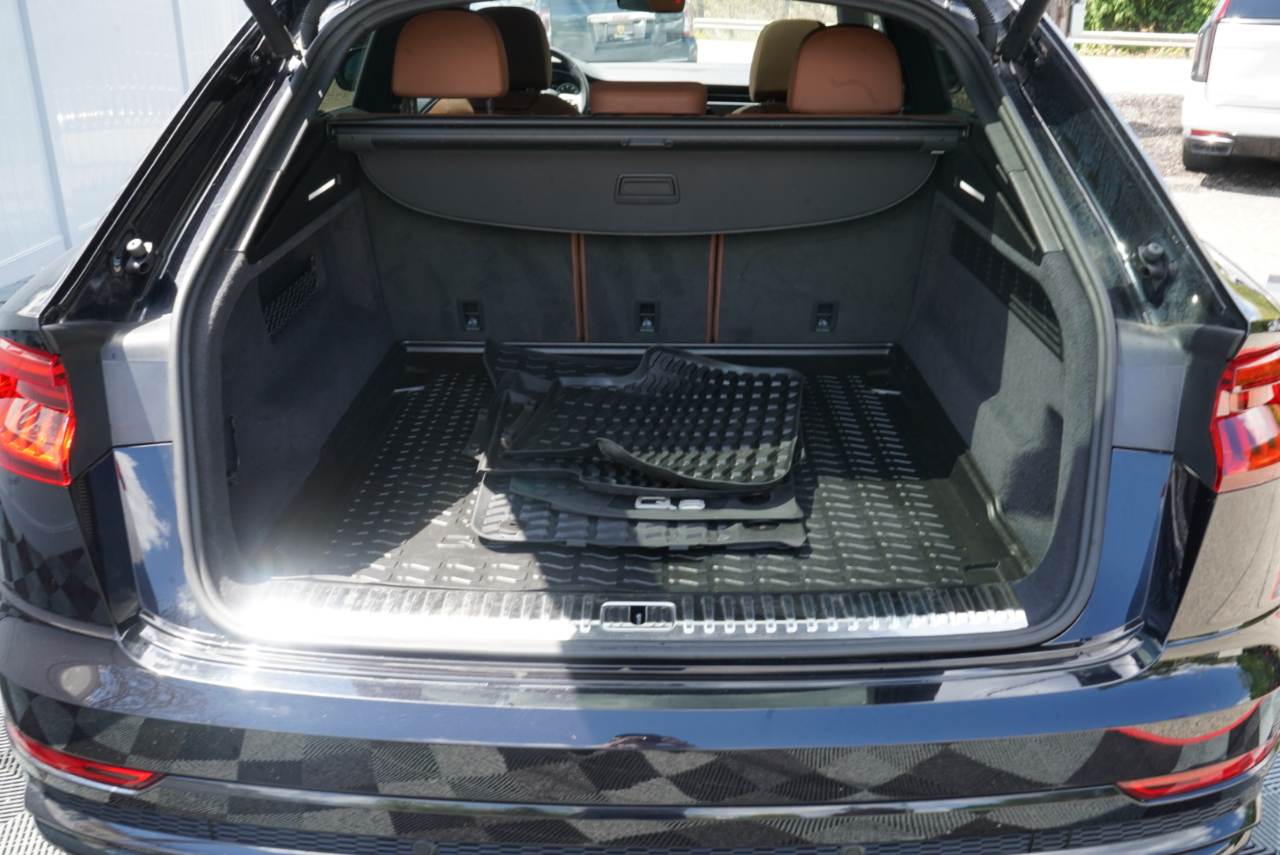 Audi Q8 Premium Plus 55 TFSI quattro 2021